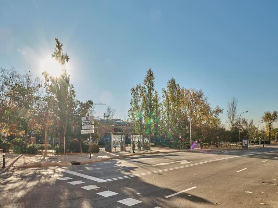 Appartement NEW Retiro recién reformado 10 min en metro a Sol, hasta seis personas à Madrid Extérieur photo